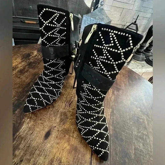 Sam Edelman | ladies Mila studded bootie shoe. Size: 8M - Picture 3 of 15